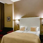アルティム ホテル 4*