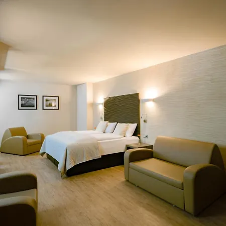 Artim Hotel