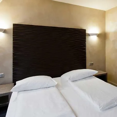Artim 4* Berlín